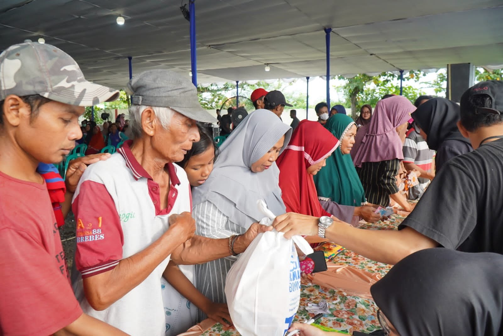 Jasa Marga Kembali Gelar Pasar Sembako Murah dan Bazar UMKM Dalam Program Safari Ramadan BUMN 2024
