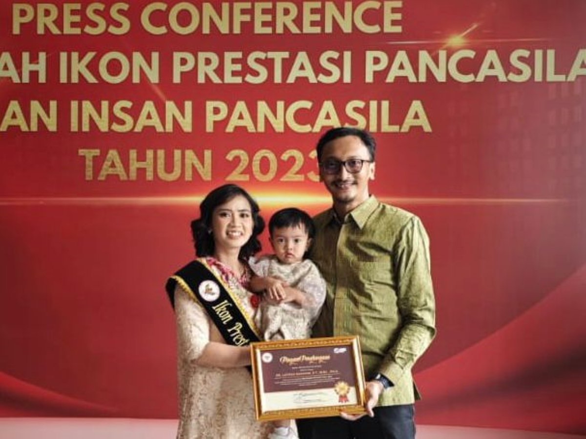 Langkah Gemilang Dosen ITS Raih Anugerah Ikon Prestasi Pancasila 2023