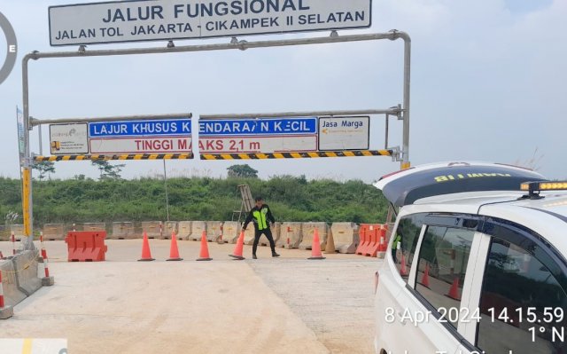 Jalur Fungsional Jalan Tol Jakarta-Cikampek II Selatan Segmen Sadang s.d Kutanegara Ditutup Pada Pukul 17.00 WIB